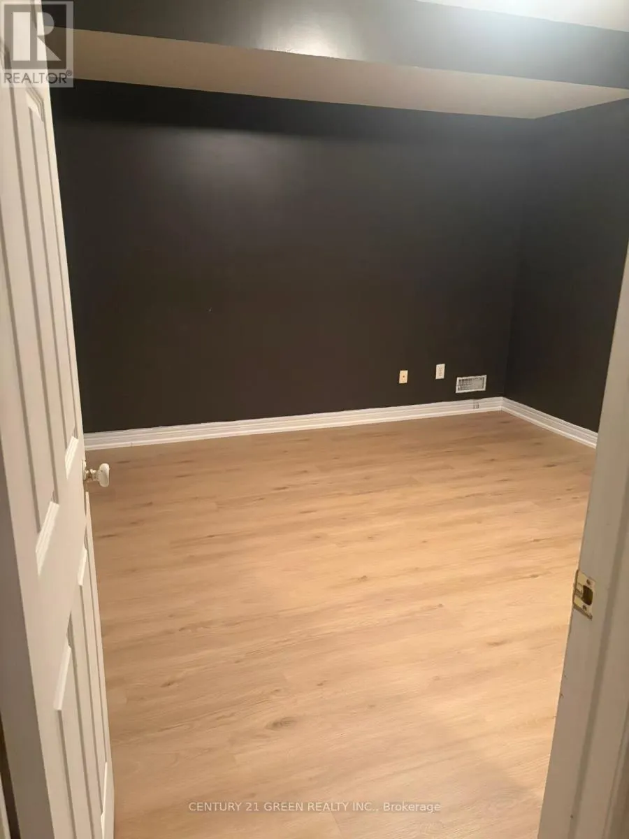 LOWER - 17 JEAN ANDERSON CRESCENT