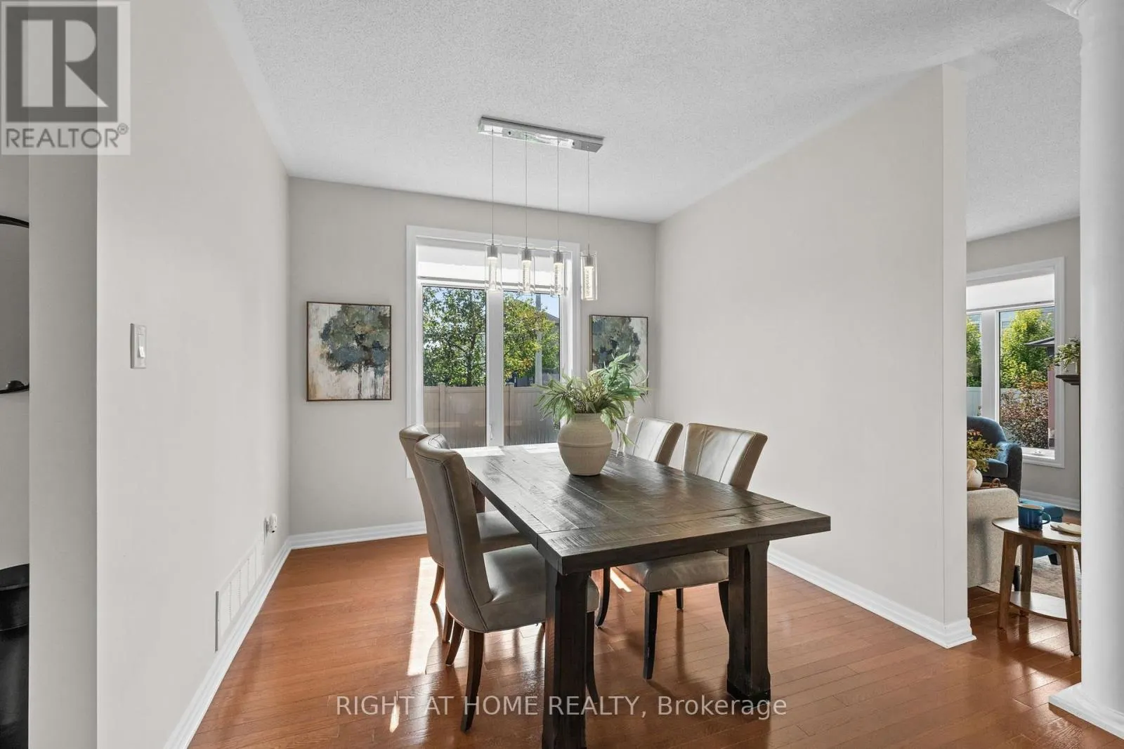 525 PEERLESS STREET