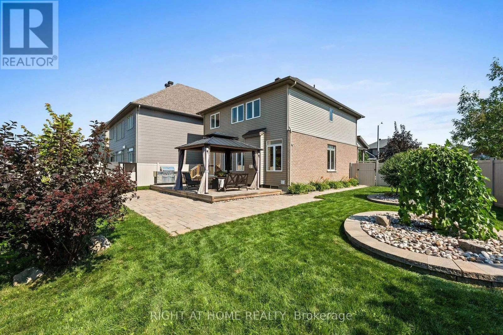 525 PEERLESS STREET