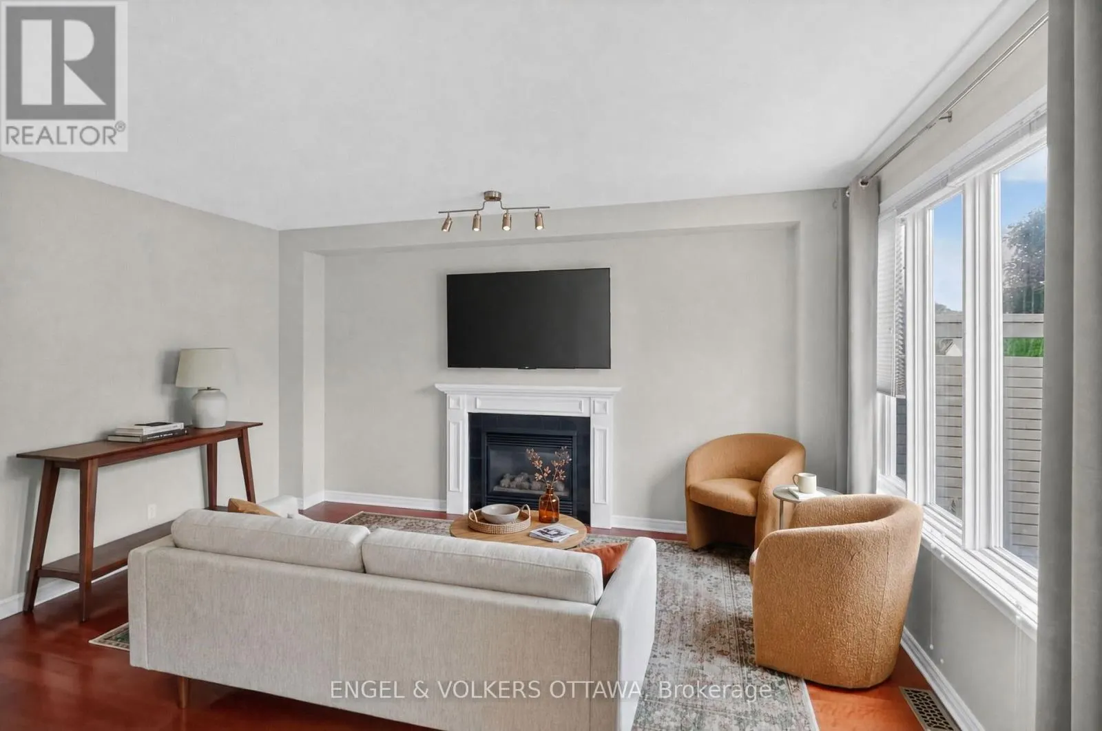 3759 TWIN FALLS PLACE