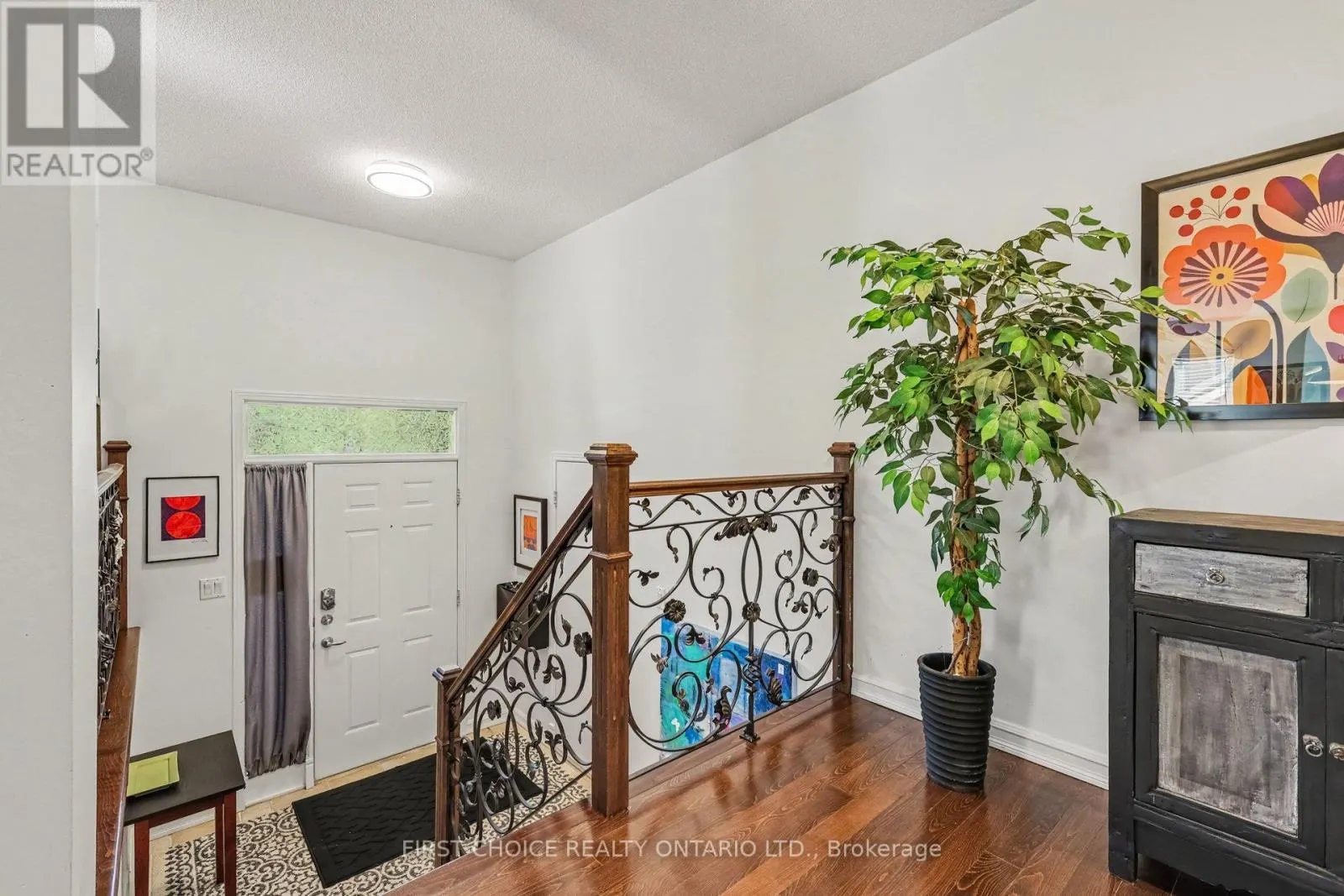 3412 DESCOTES CIRCLE