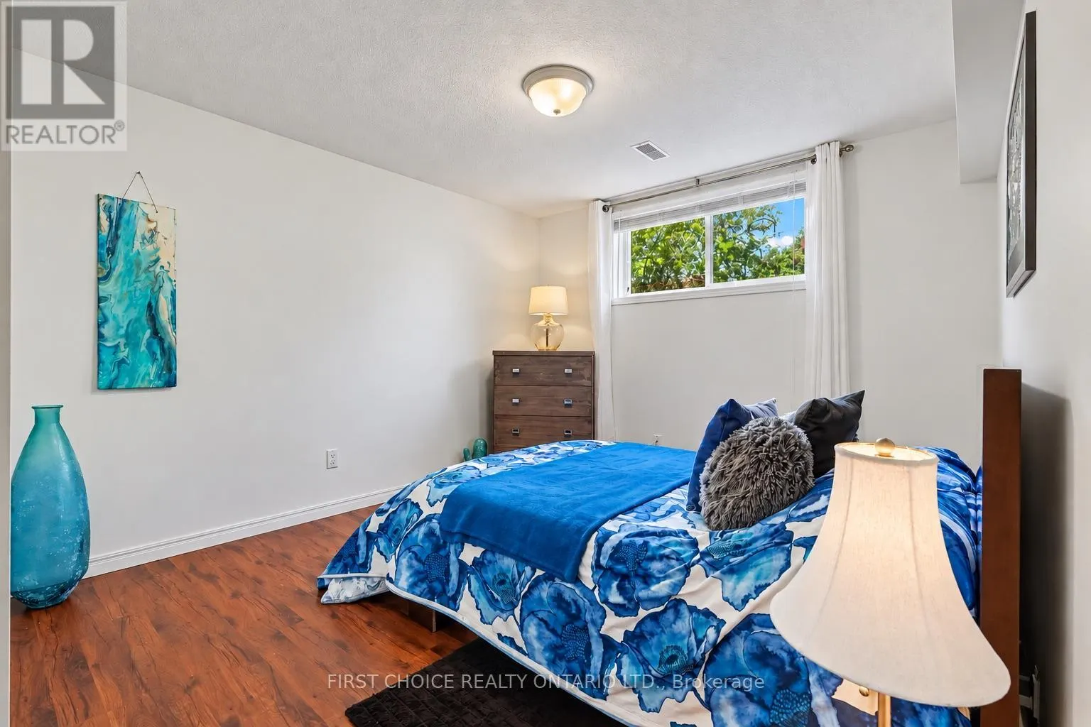 3412 DESCOTES CIRCLE