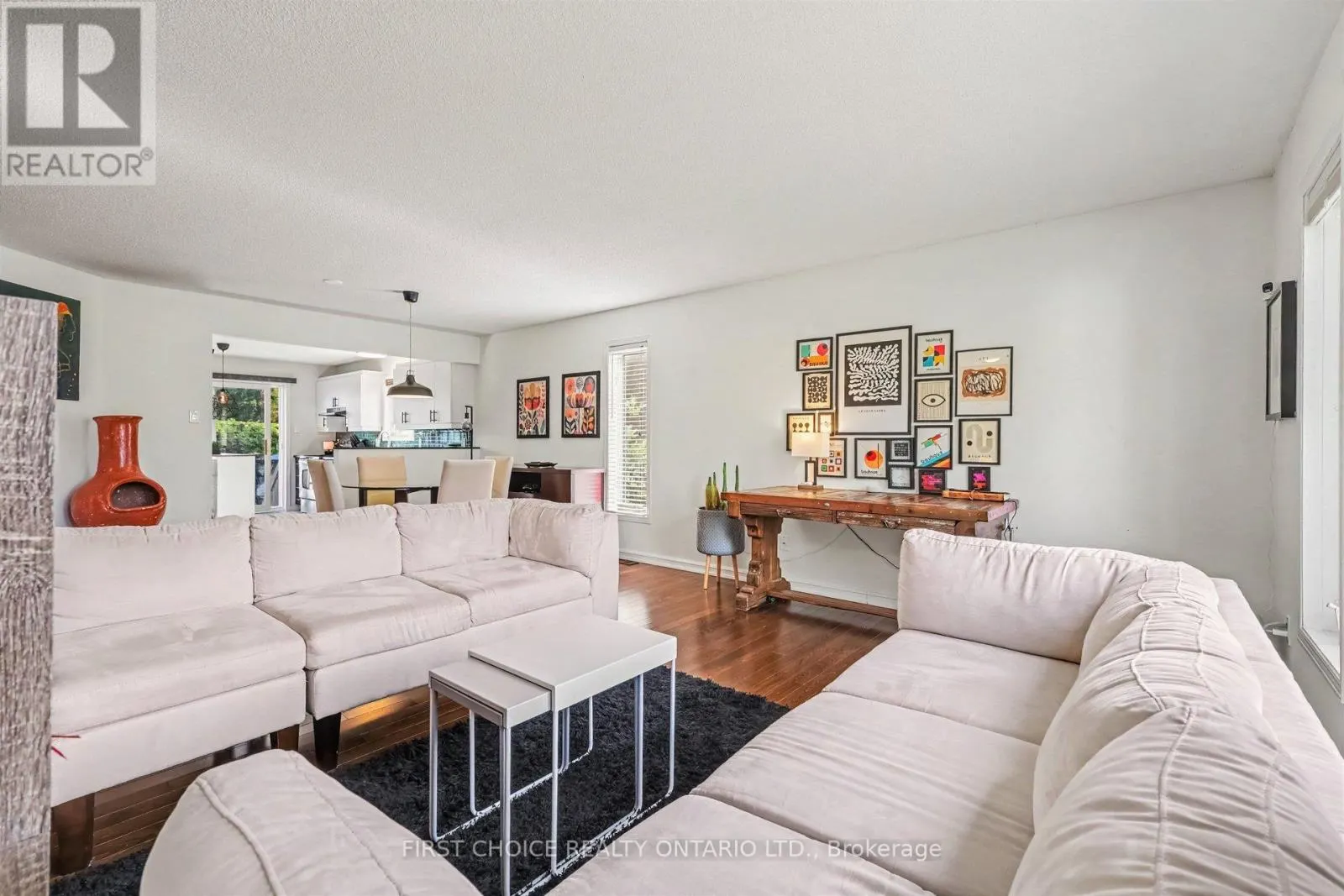 3412 DESCOTES CIRCLE