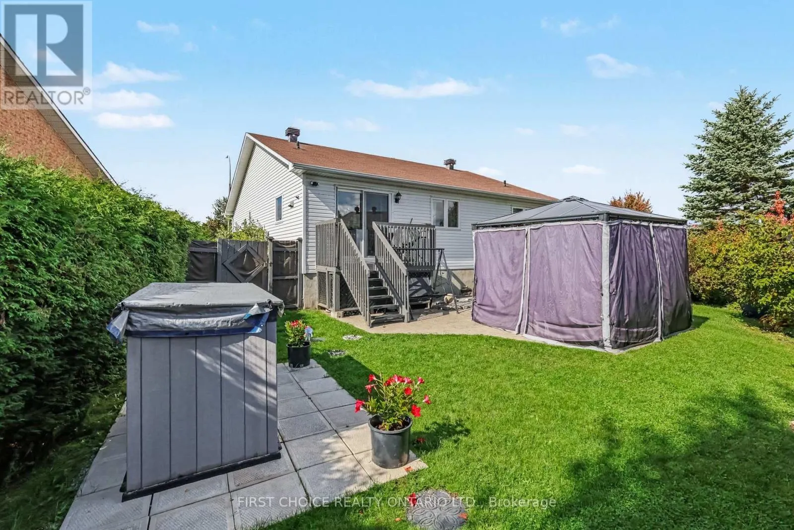 3412 DESCOTES CIRCLE