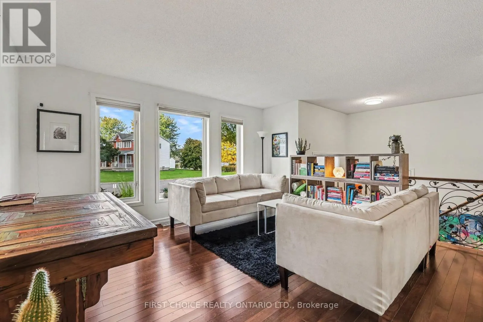 3412 DESCOTES CIRCLE
