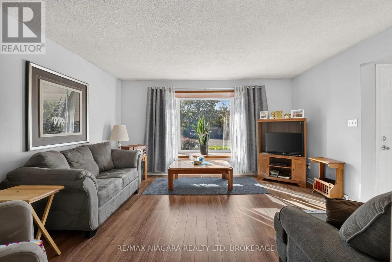 45 GREEN MAPLE DRIVE