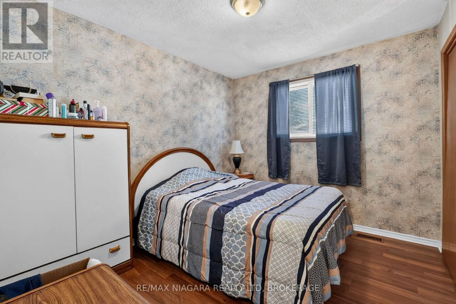 45 GREEN MAPLE DRIVE