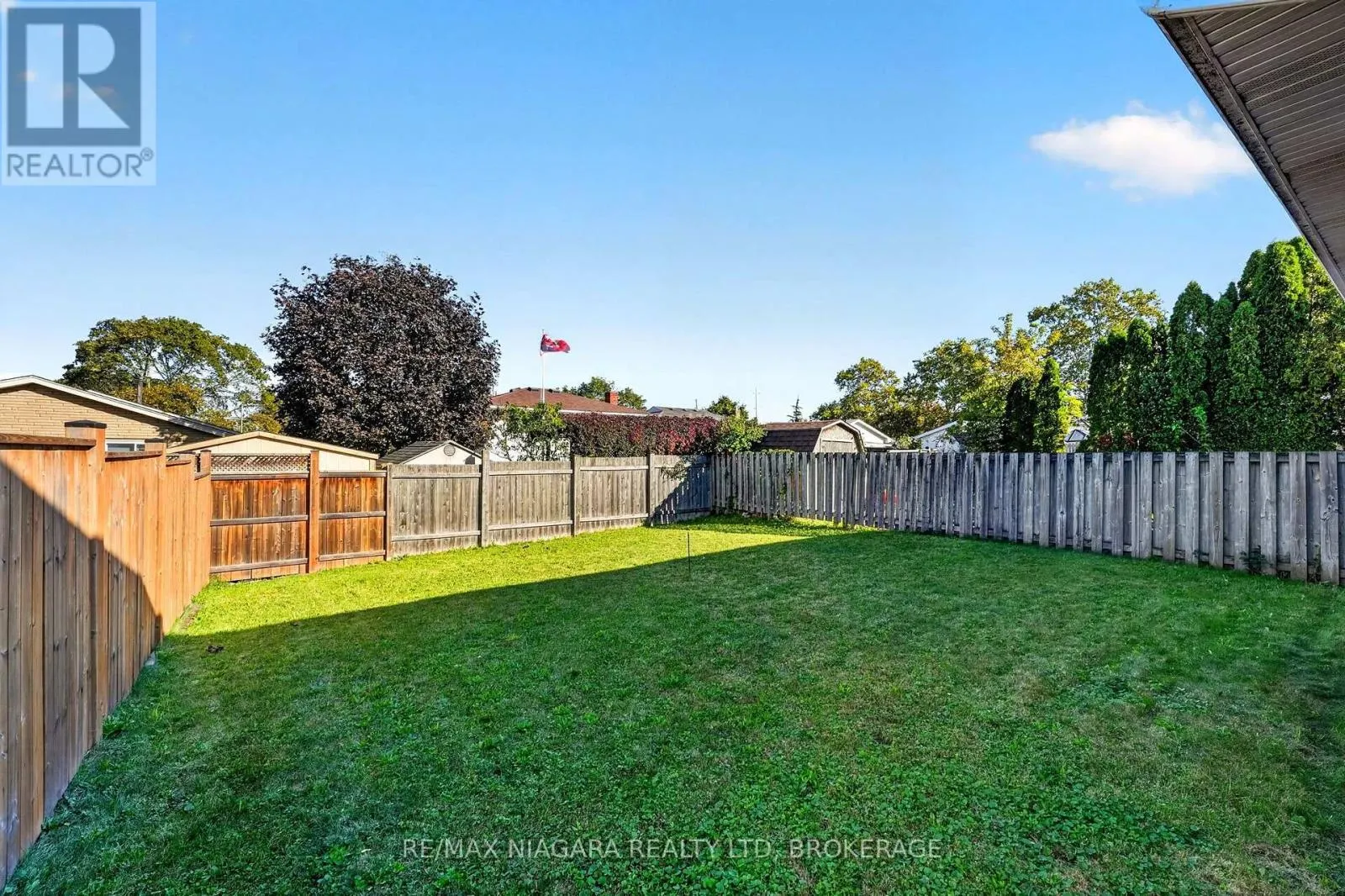 45 GREEN MAPLE DRIVE