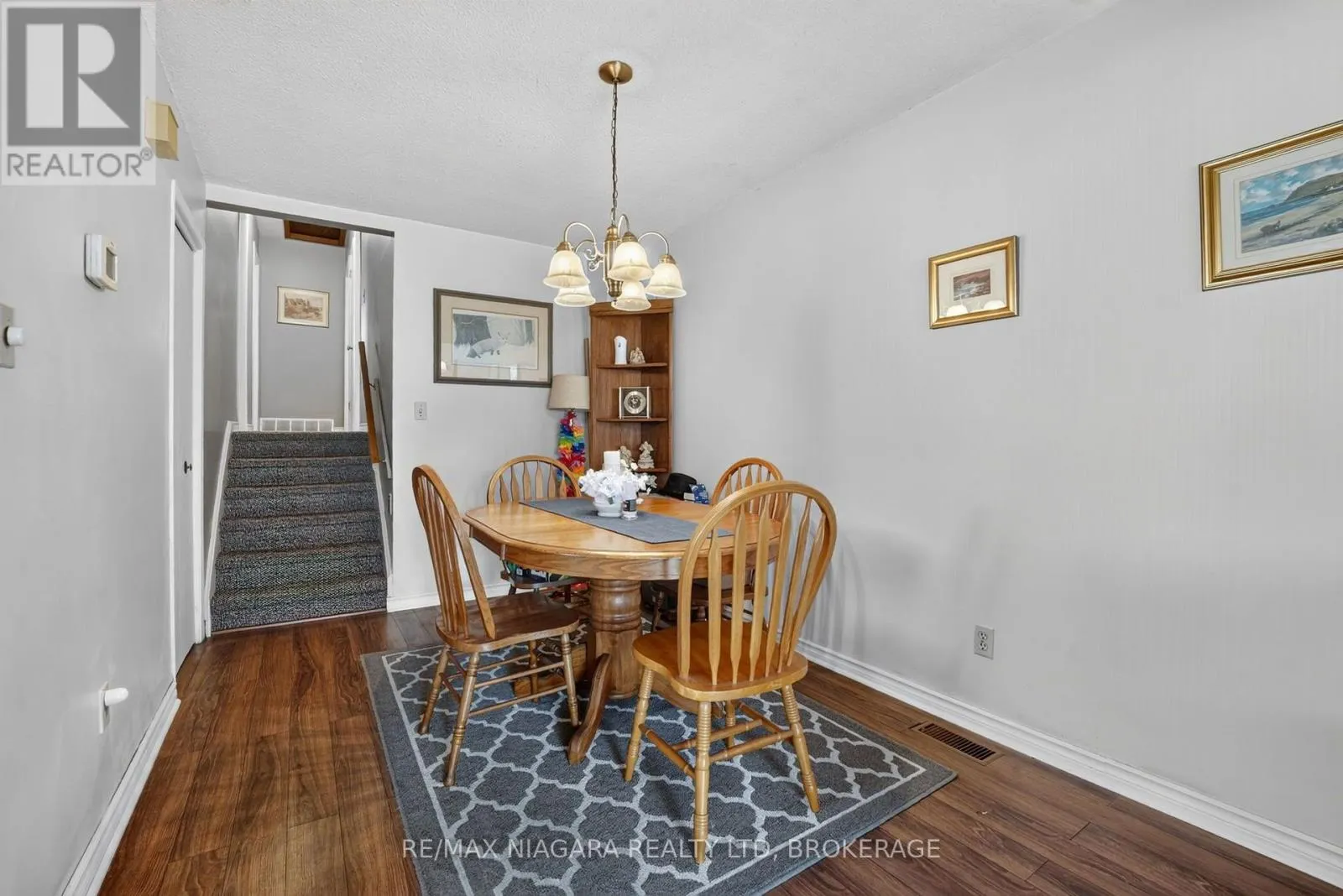 45 GREEN MAPLE DRIVE