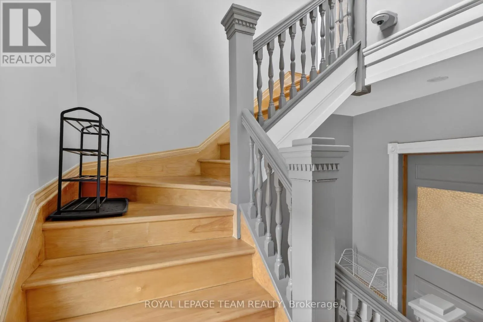 64 DELAWARE AVENUE