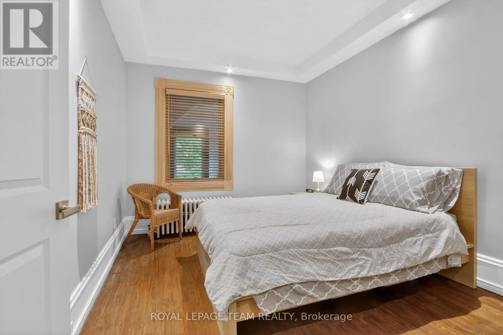 64 DELAWARE AVENUE