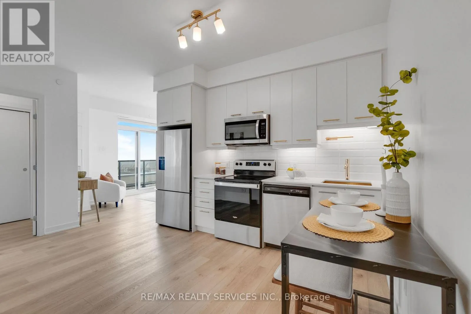 505 - 385 WINSTON ROAD