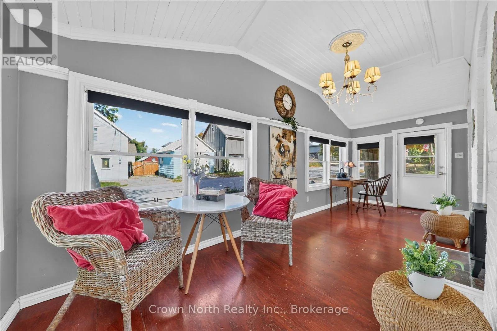 132 GLENGARRY ROAD