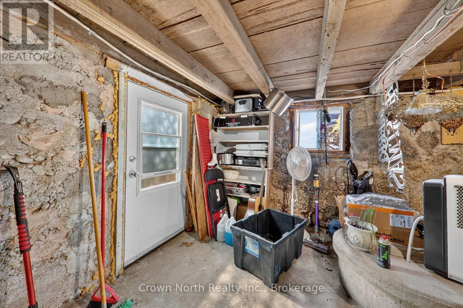 132 GLENGARRY ROAD