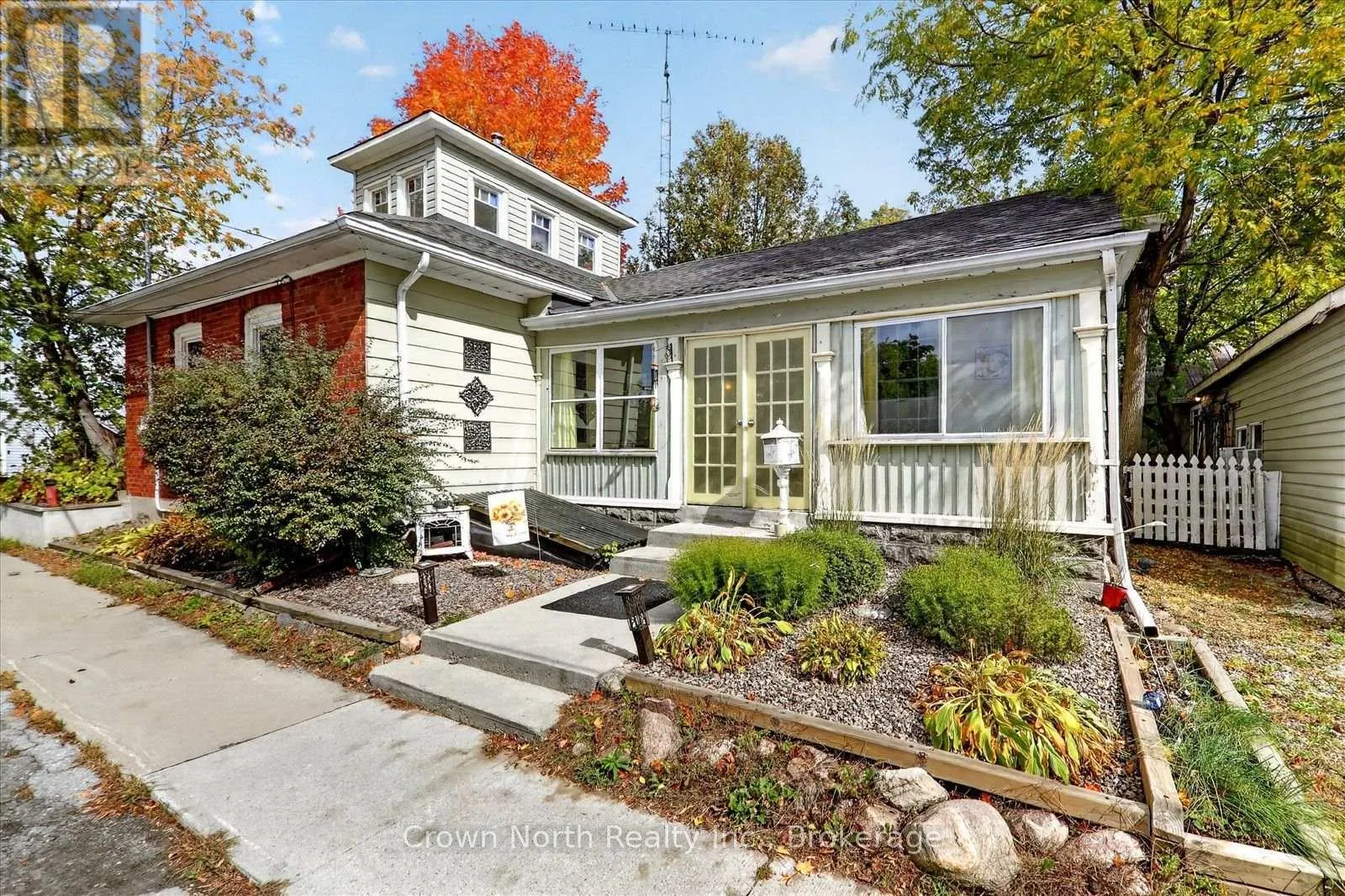 132 GLENGARRY ROAD
