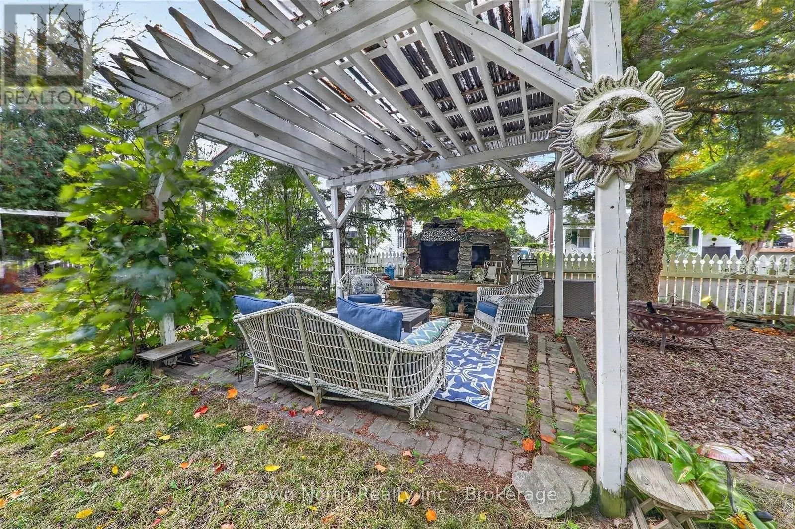 132 GLENGARRY ROAD