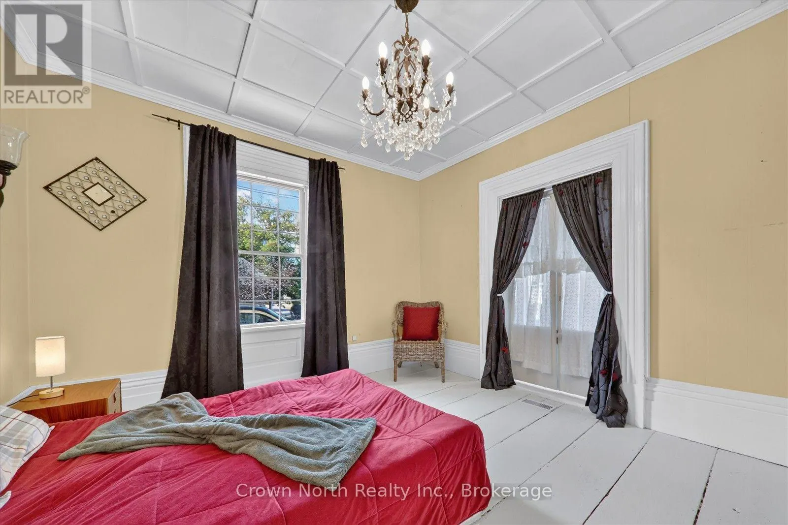132 GLENGARRY ROAD