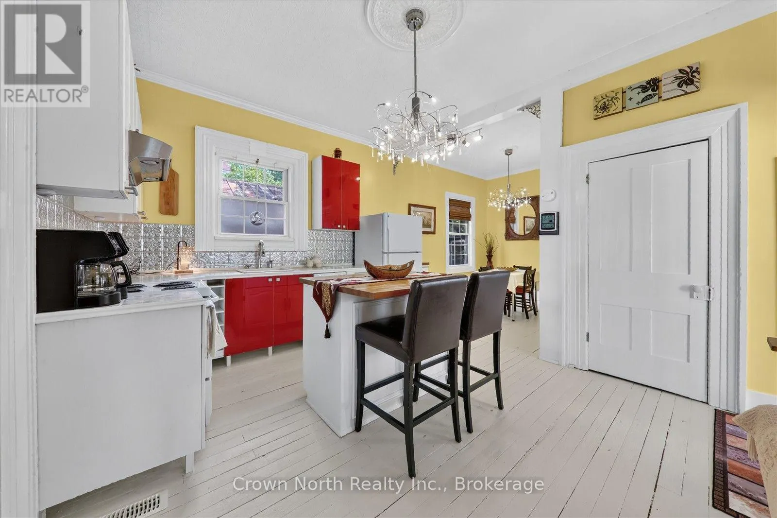132 GLENGARRY ROAD