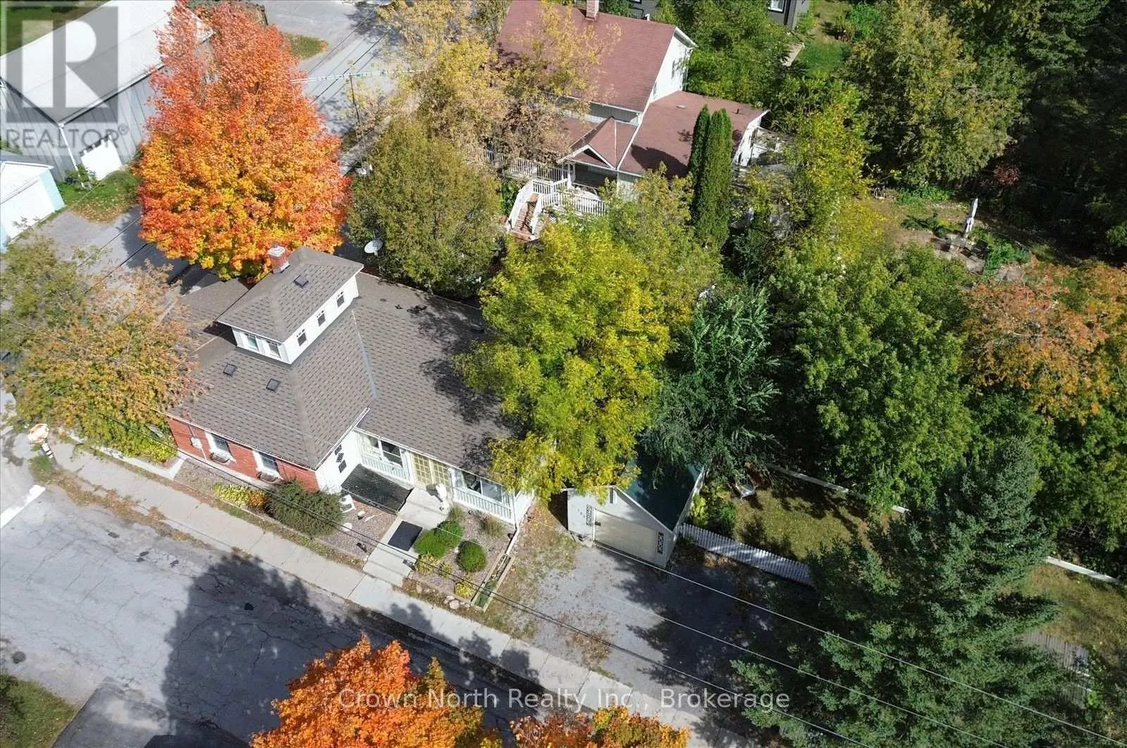 132 GLENGARRY ROAD