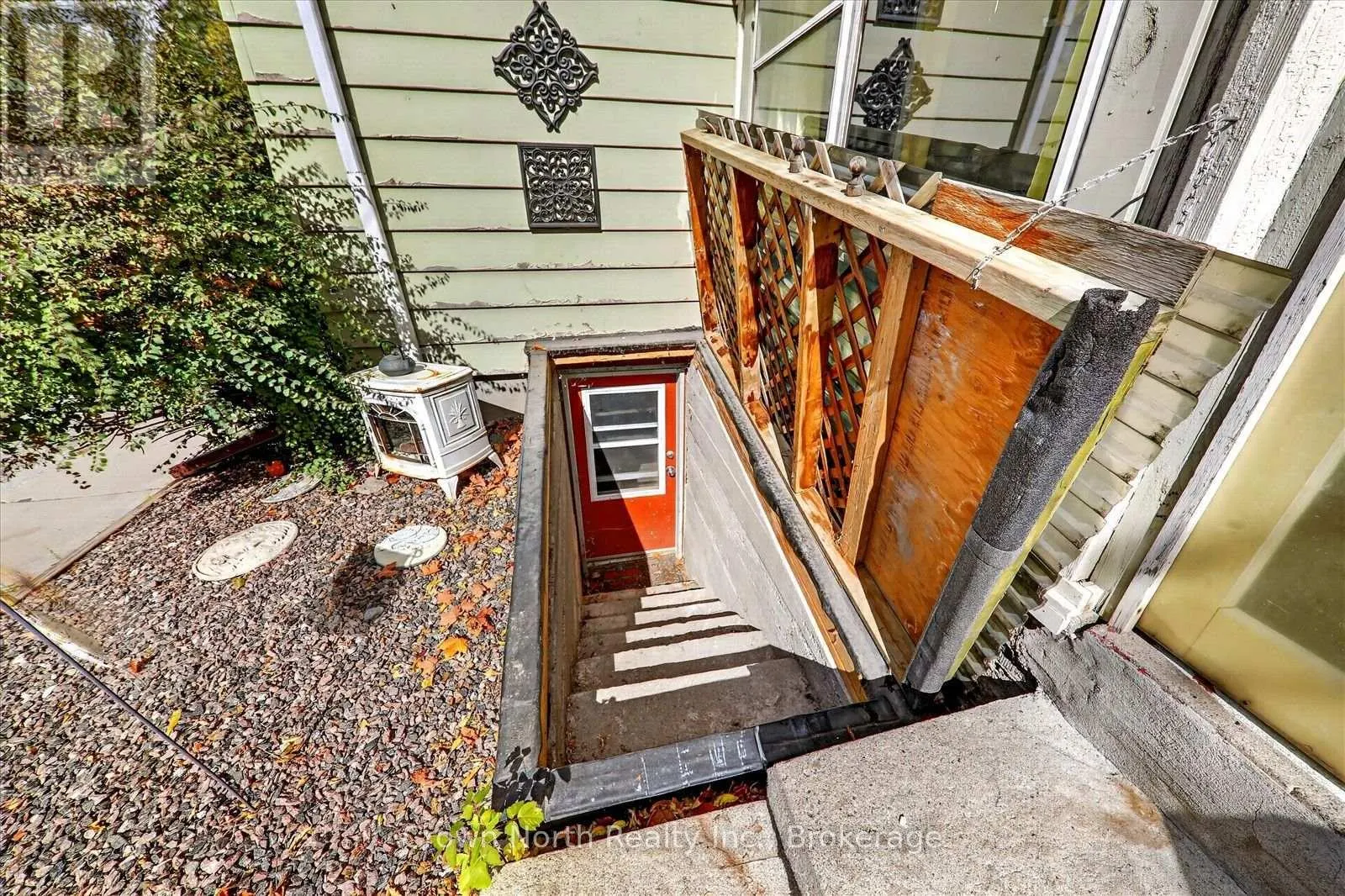 132 GLENGARRY ROAD