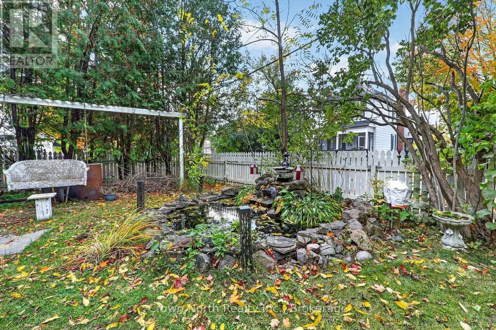 132 GLENGARRY ROAD