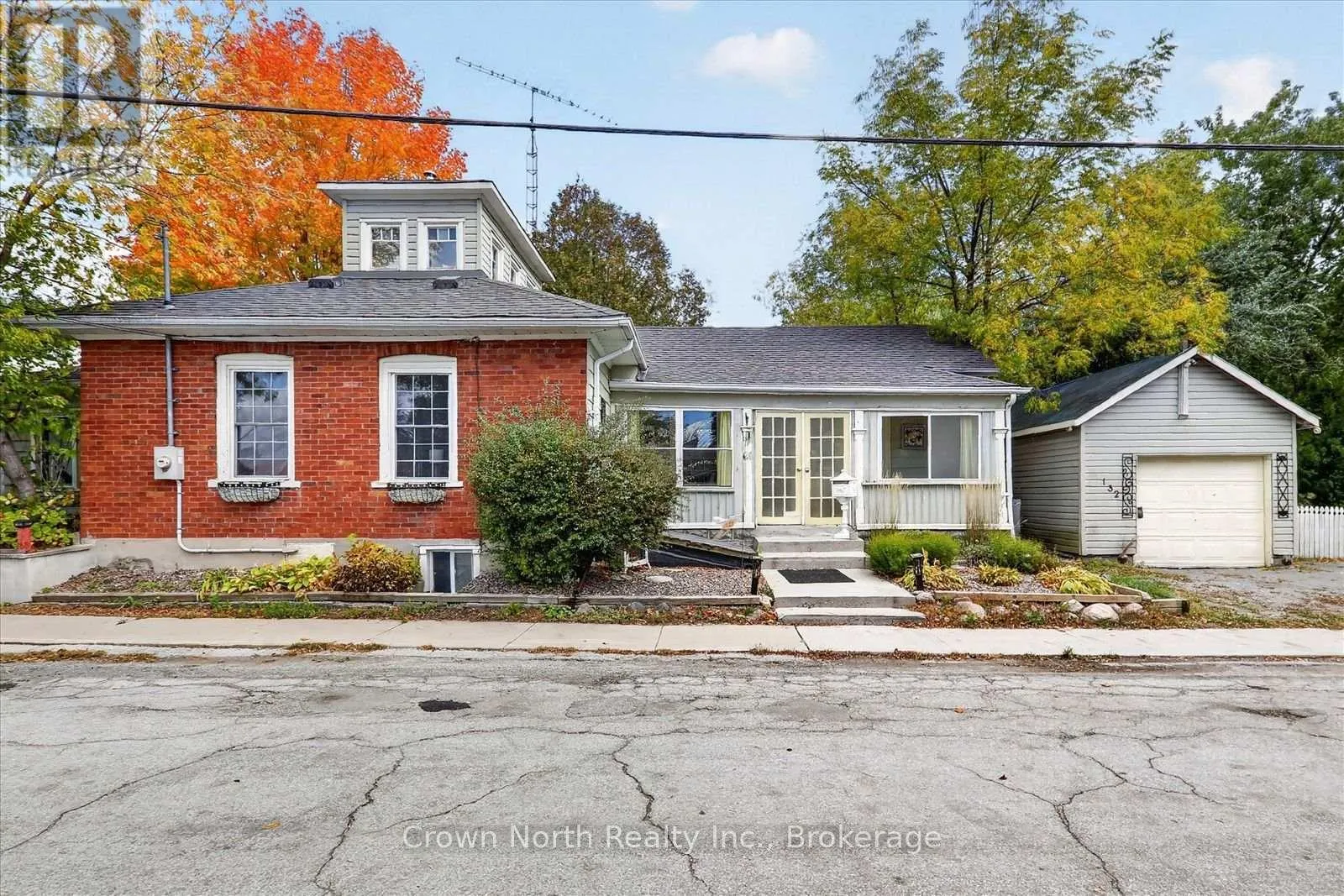 132 GLENGARRY ROAD