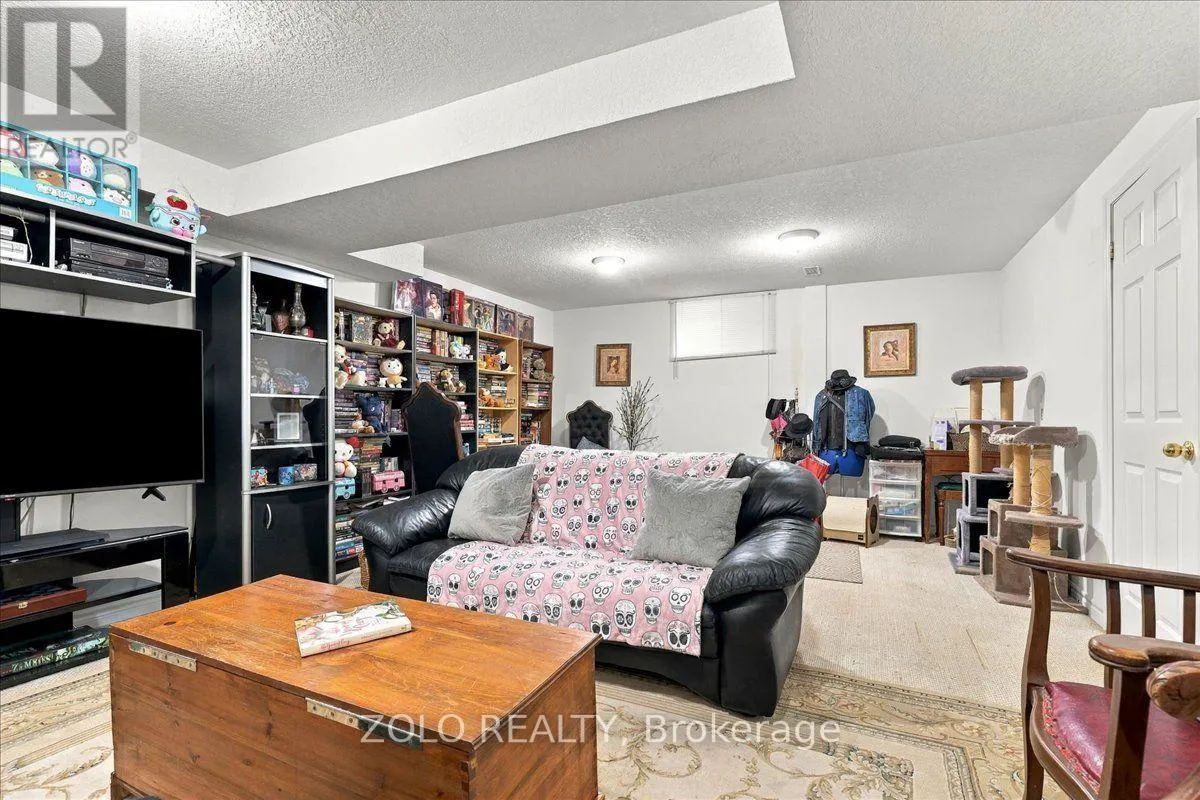 401 HIDDEN CREEK DRIVE