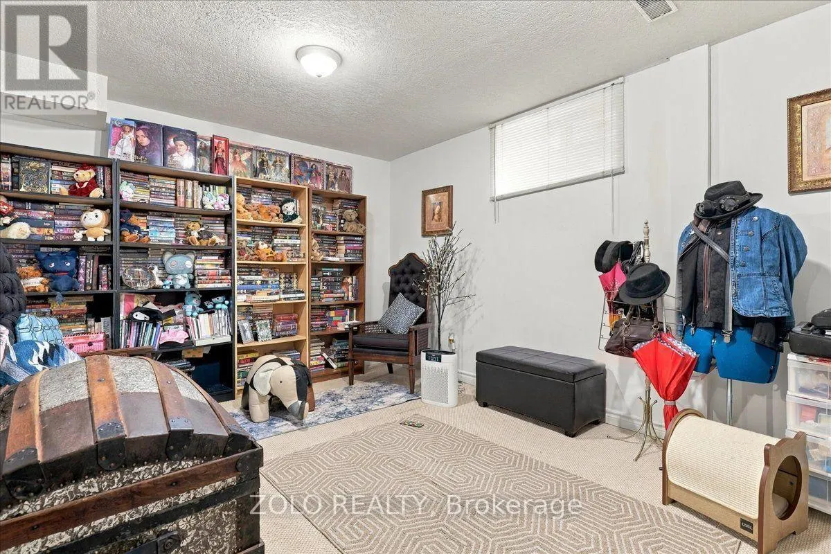 401 HIDDEN CREEK DRIVE