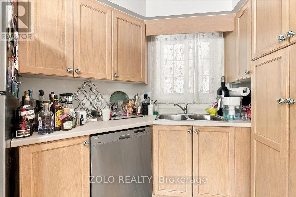 401 HIDDEN CREEK DRIVE