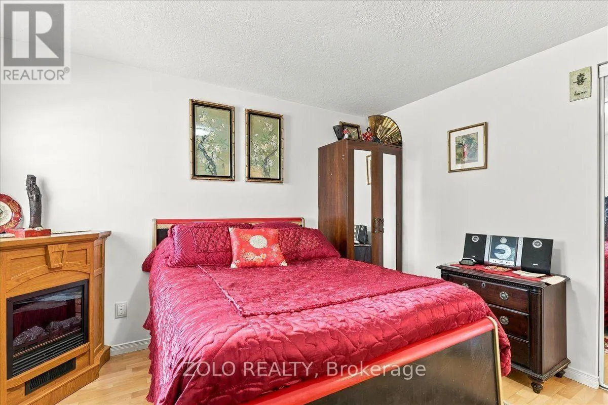 401 HIDDEN CREEK DRIVE
