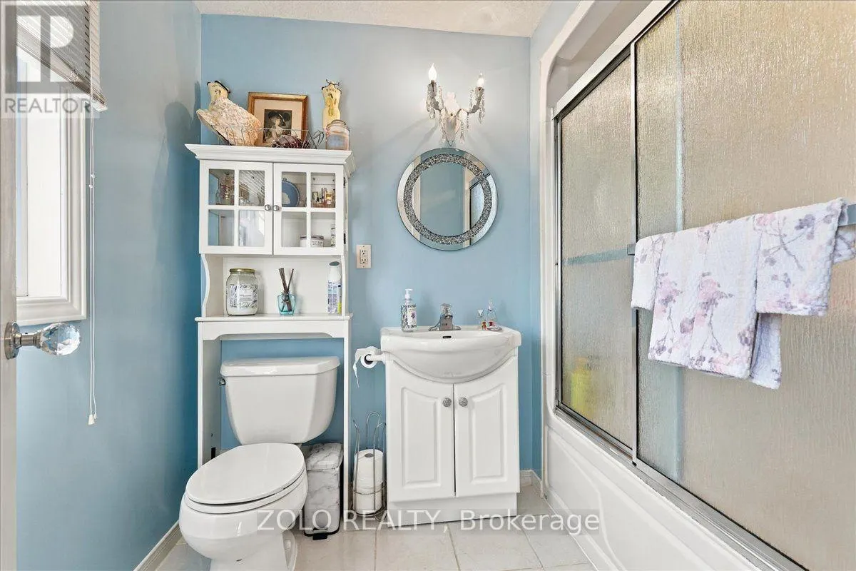 401 HIDDEN CREEK DRIVE
