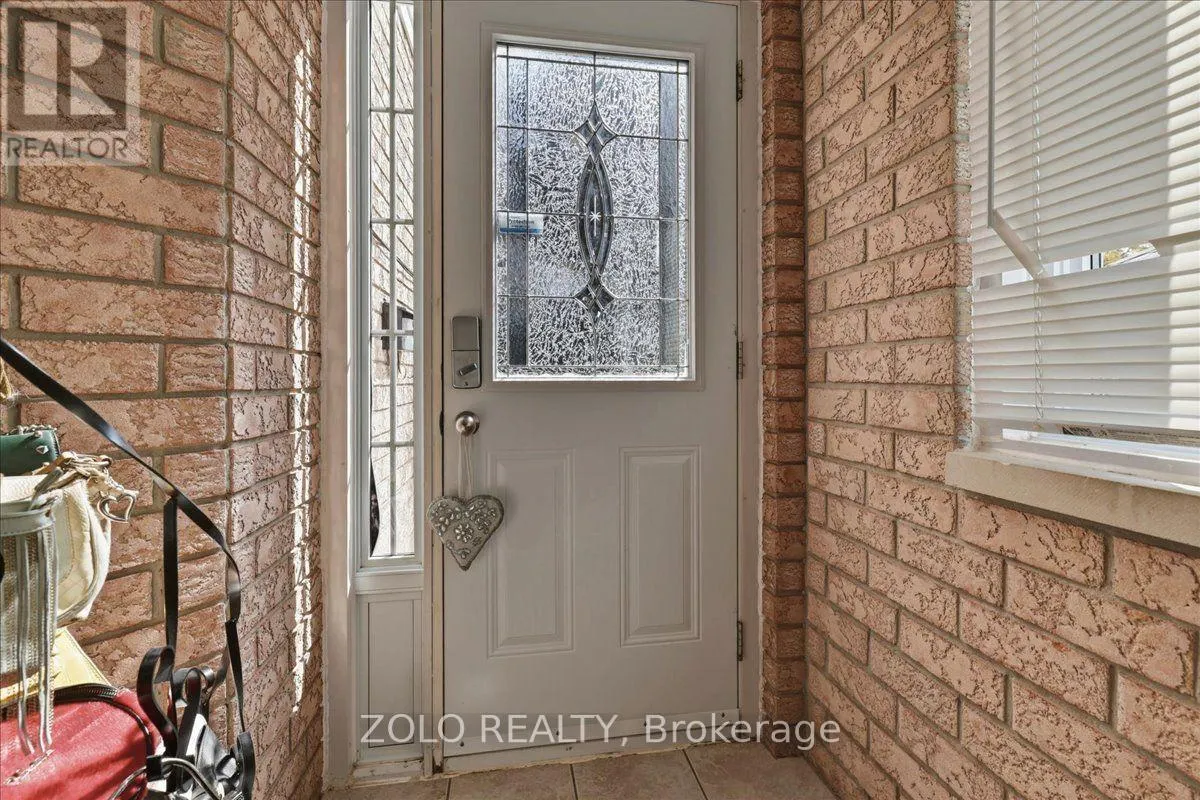 401 HIDDEN CREEK DRIVE