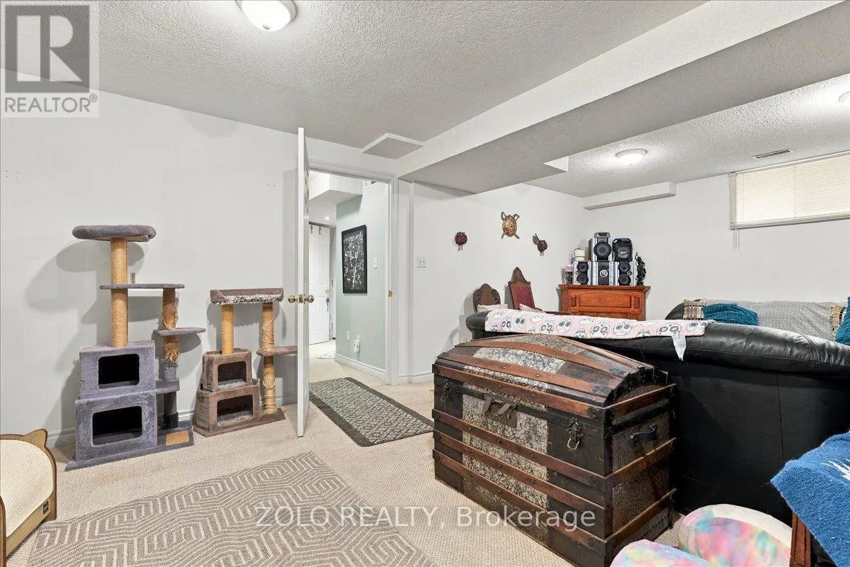 401 HIDDEN CREEK DRIVE