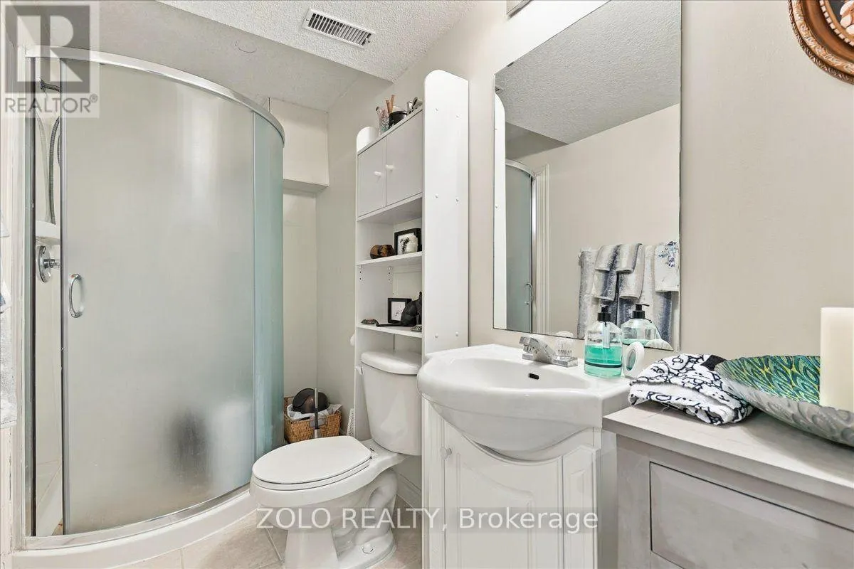 401 HIDDEN CREEK DRIVE