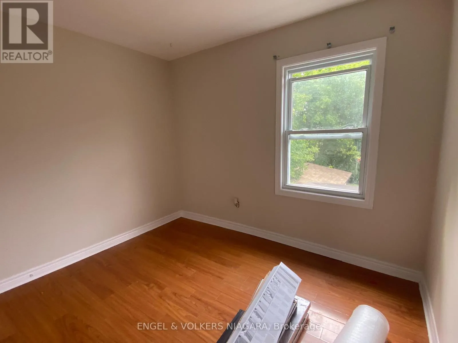 2 - 5006 WILLMOTT STREET #2