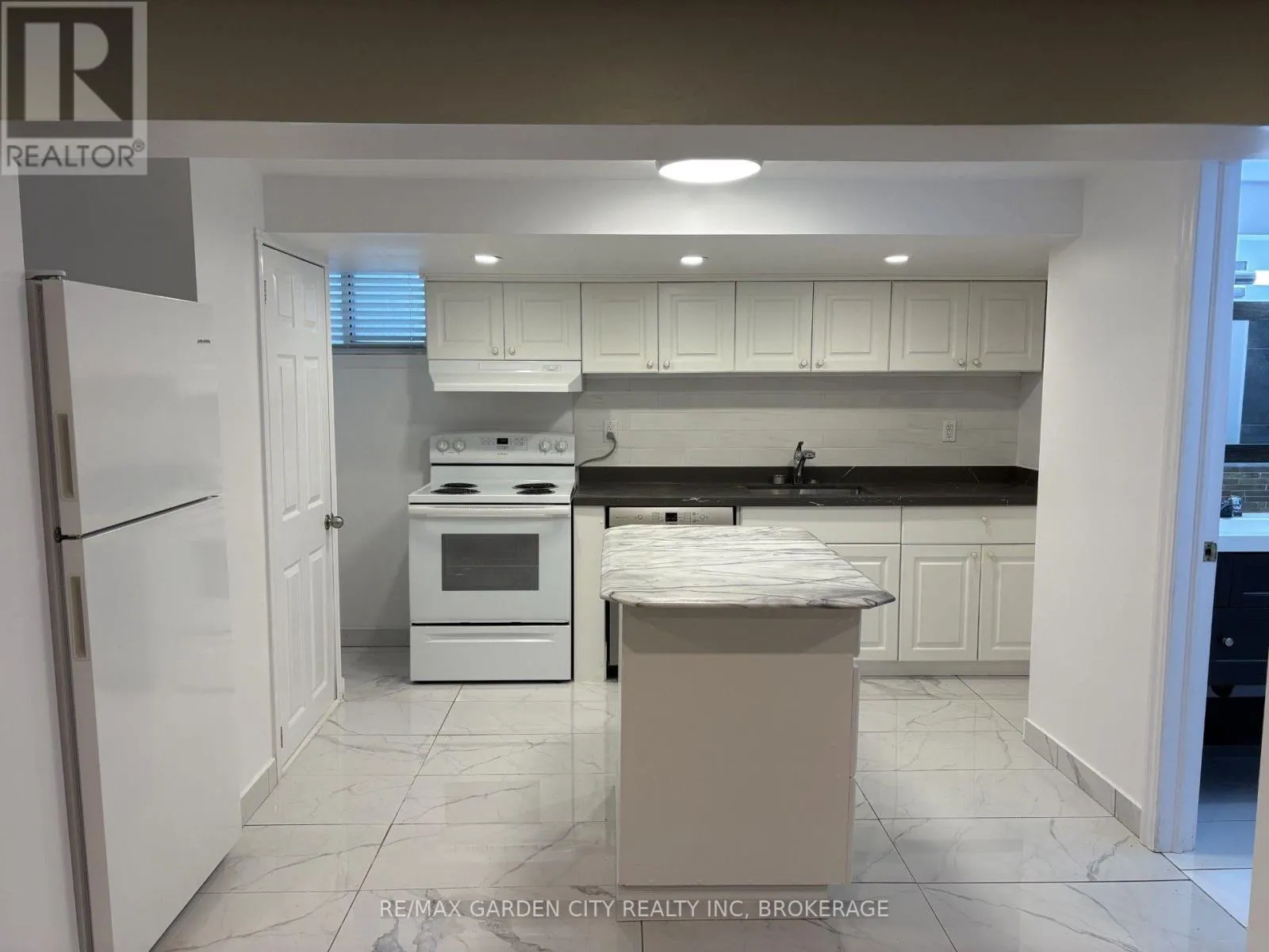 LOWER - 44 VALENCOURT DRIVE #Lower