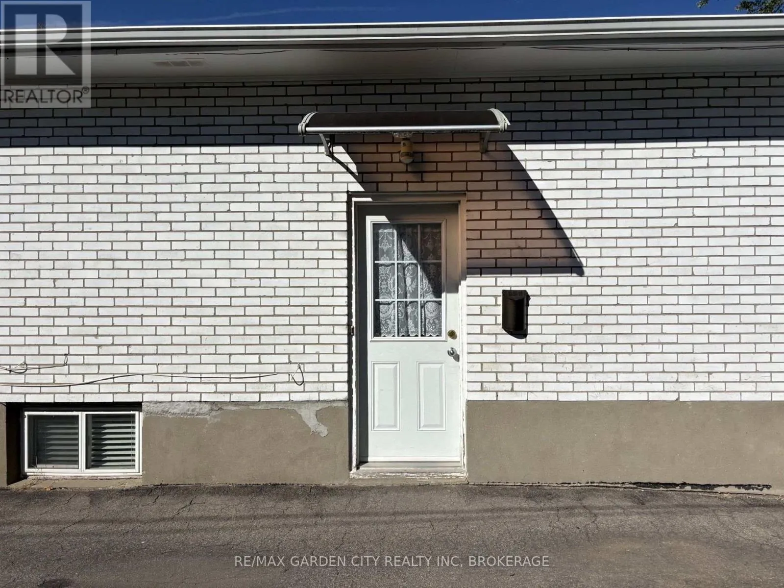 LOWER - 44 VALENCOURT DRIVE #Lower