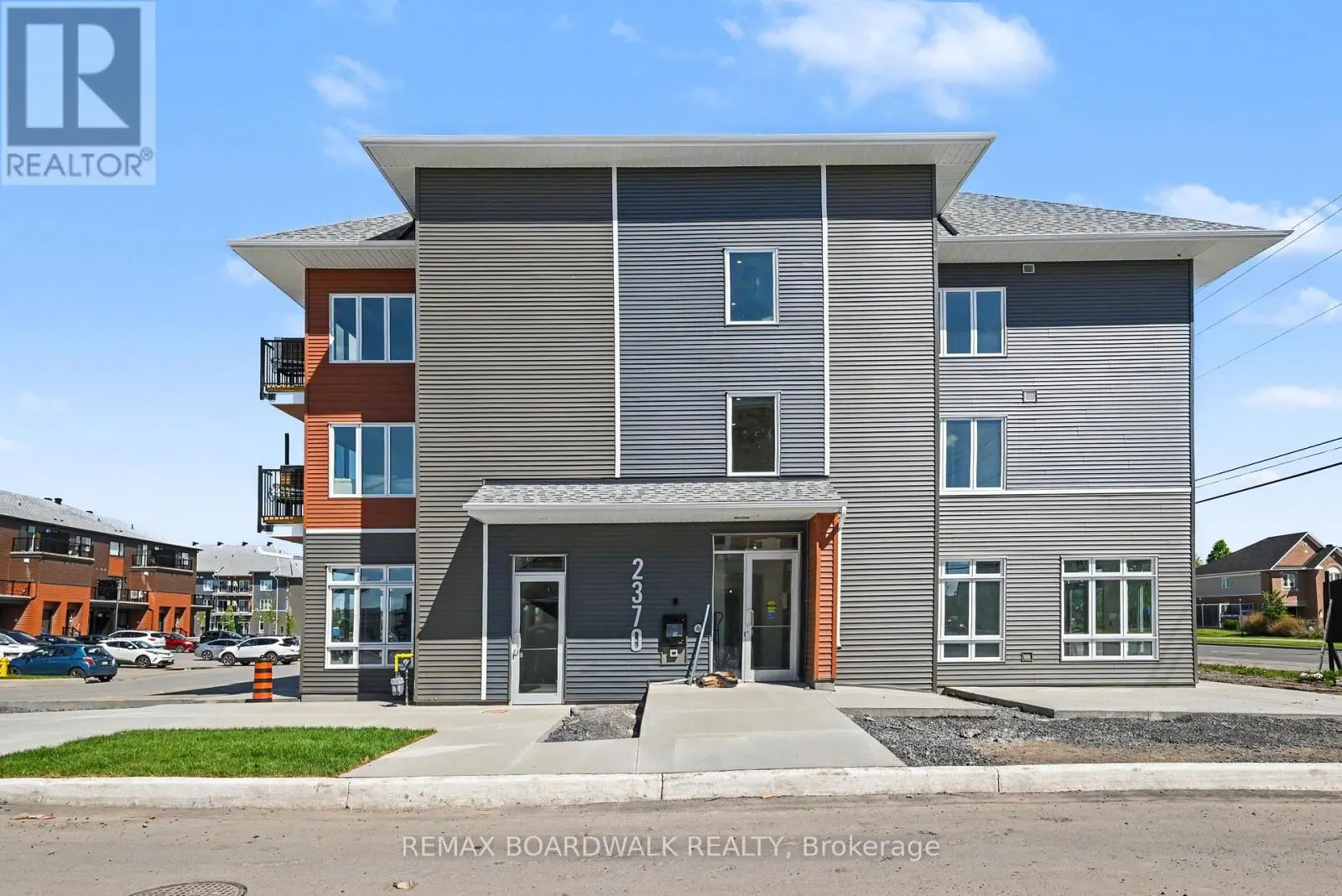 108 - 2370 TENTH LINE ROAD