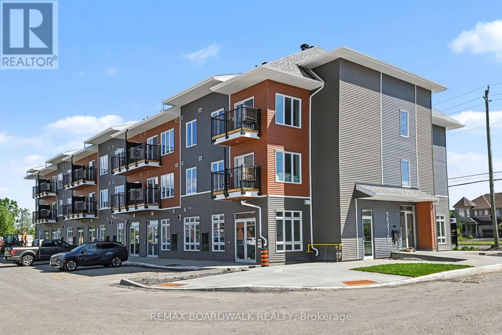 108 - 2370 TENTH LINE ROAD