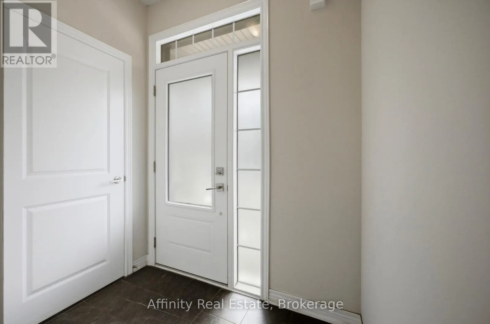 32 - 10 BIRMINGHAM DRIVE