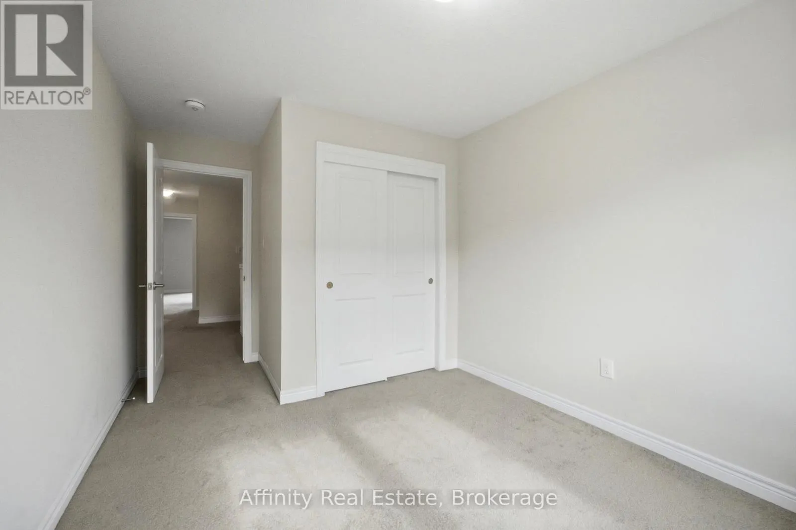 32 - 10 BIRMINGHAM DRIVE