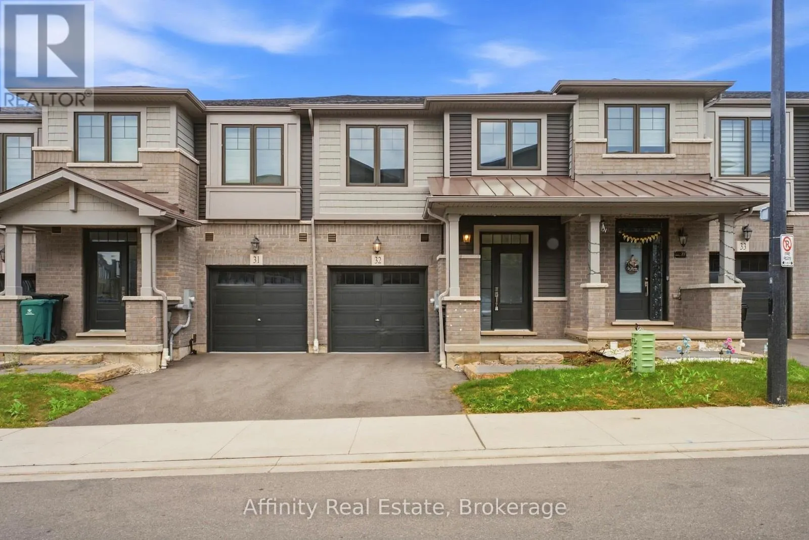 32 - 10 BIRMINGHAM DRIVE
