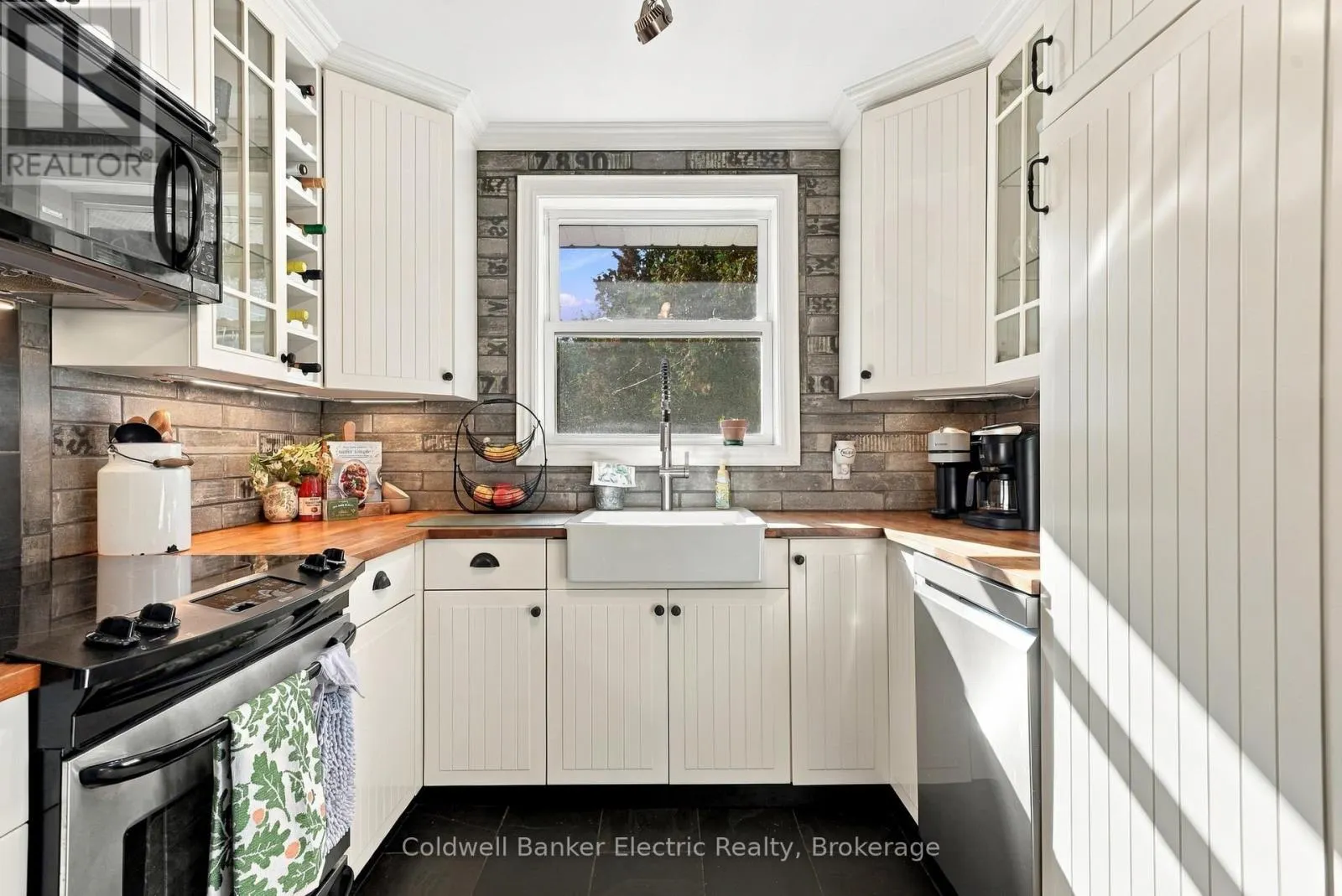 13 COVERDALE AVENUE