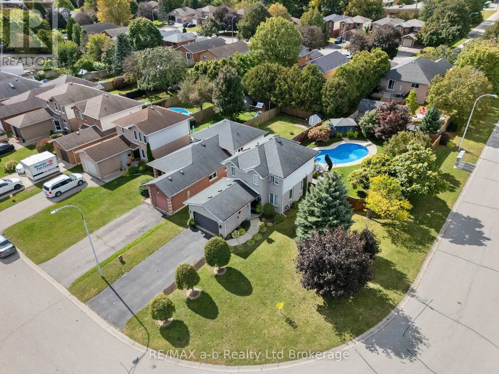 36 KARA LANE