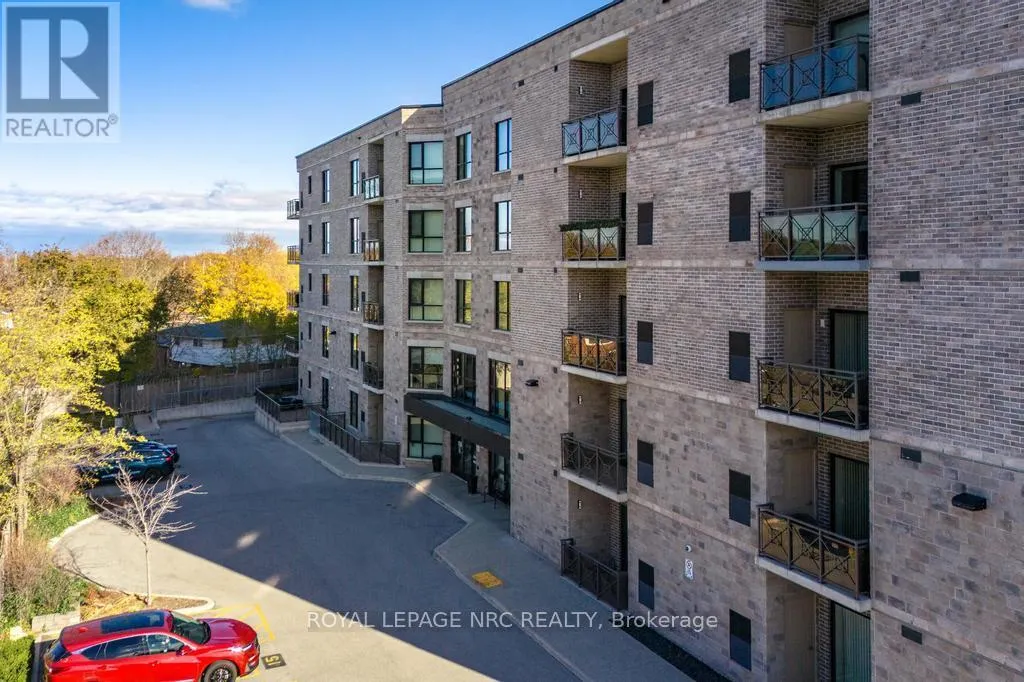 103 - 379 SCOTT STREET #103
