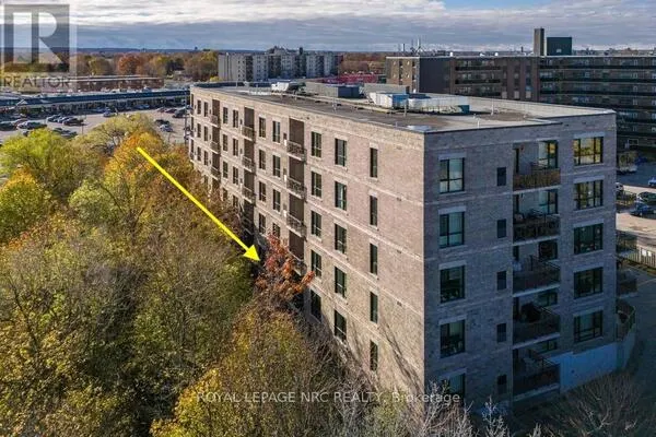 103 - 379 SCOTT STREET
