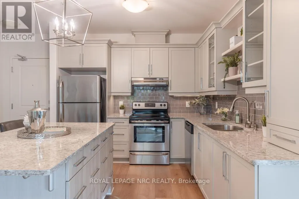 103 - 379 SCOTT STREET #103