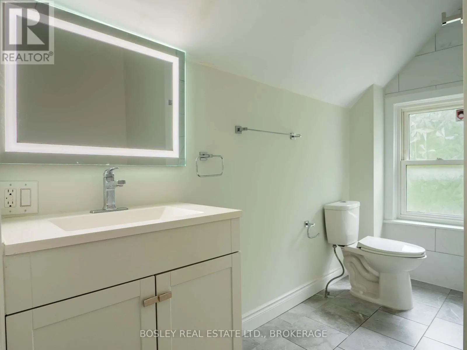 5 HERRICK AVENUE