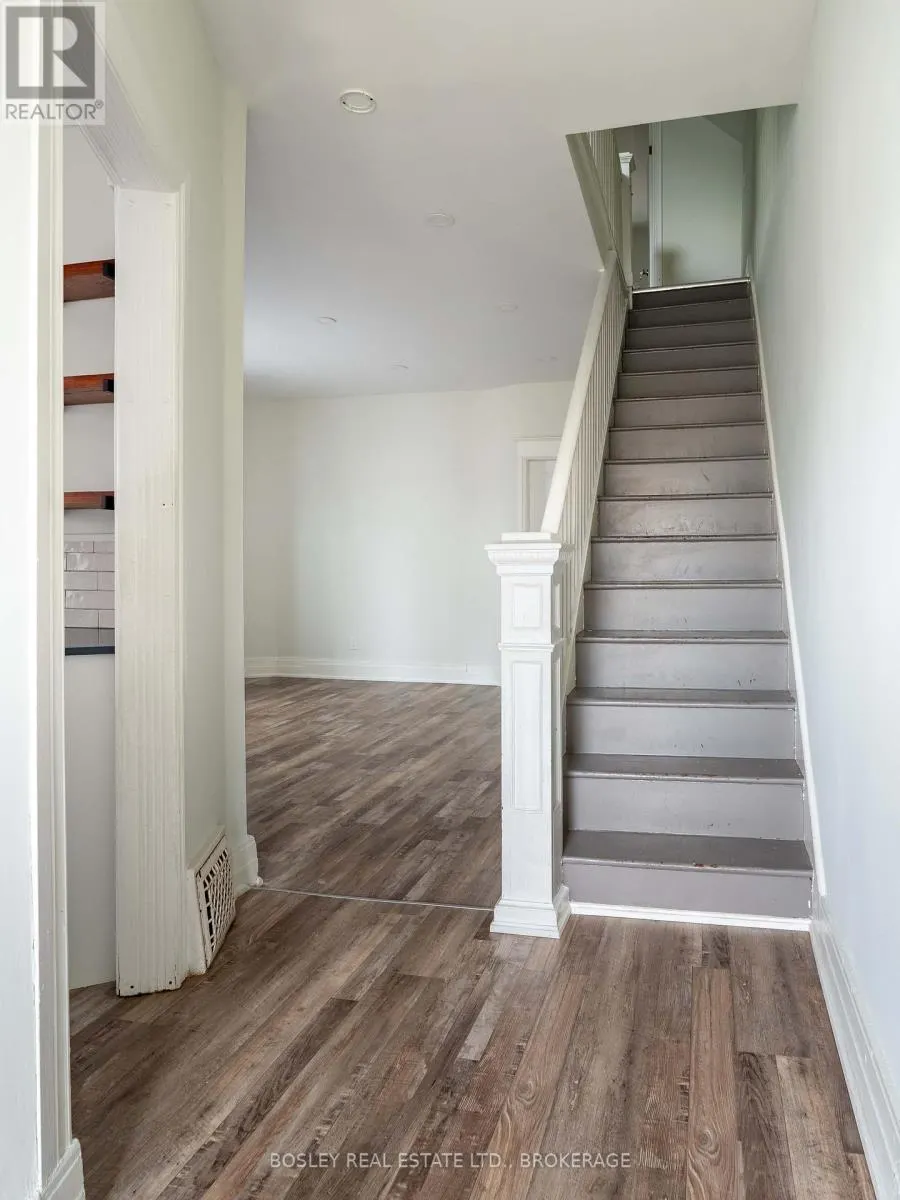 5 HERRICK AVENUE