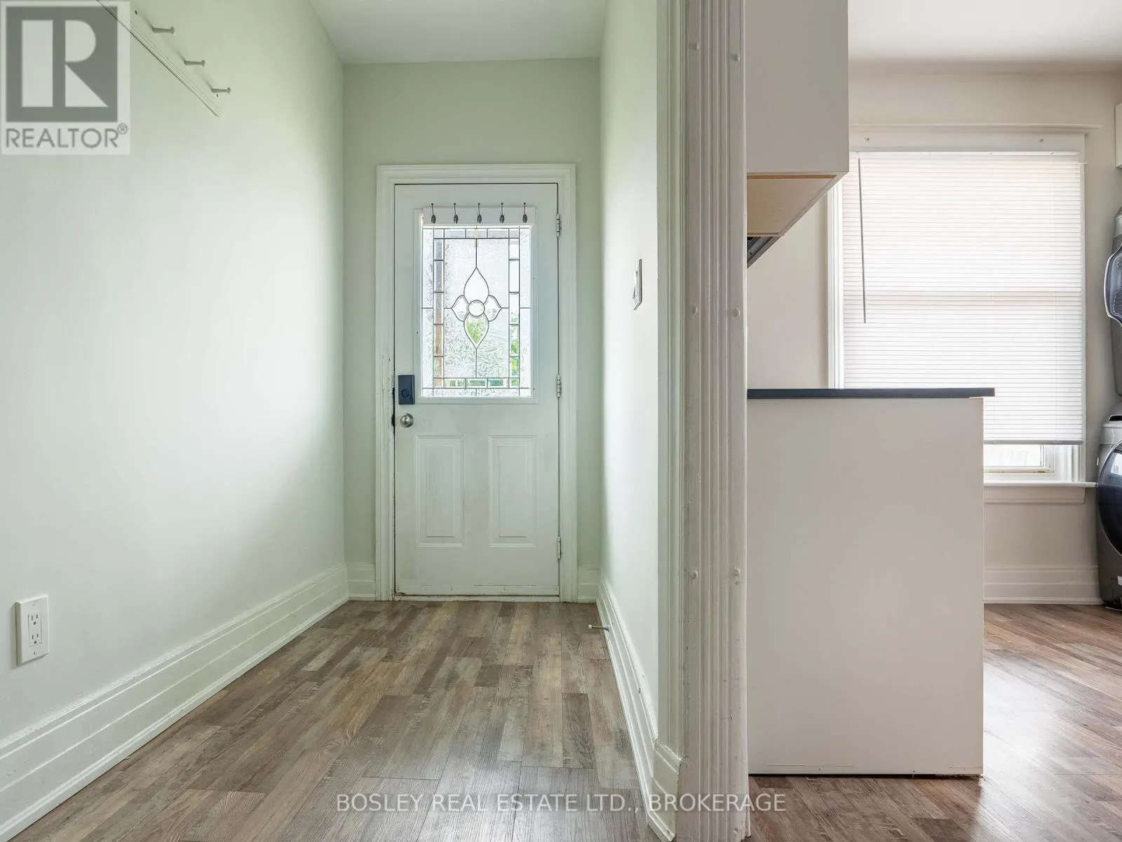 5 HERRICK AVENUE